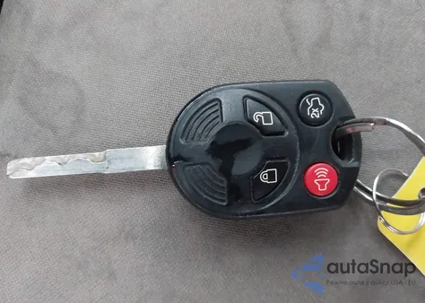 2015 Ford Focus Se z USA, uszkodzony, nr VIN 1FADP3F21FL242641